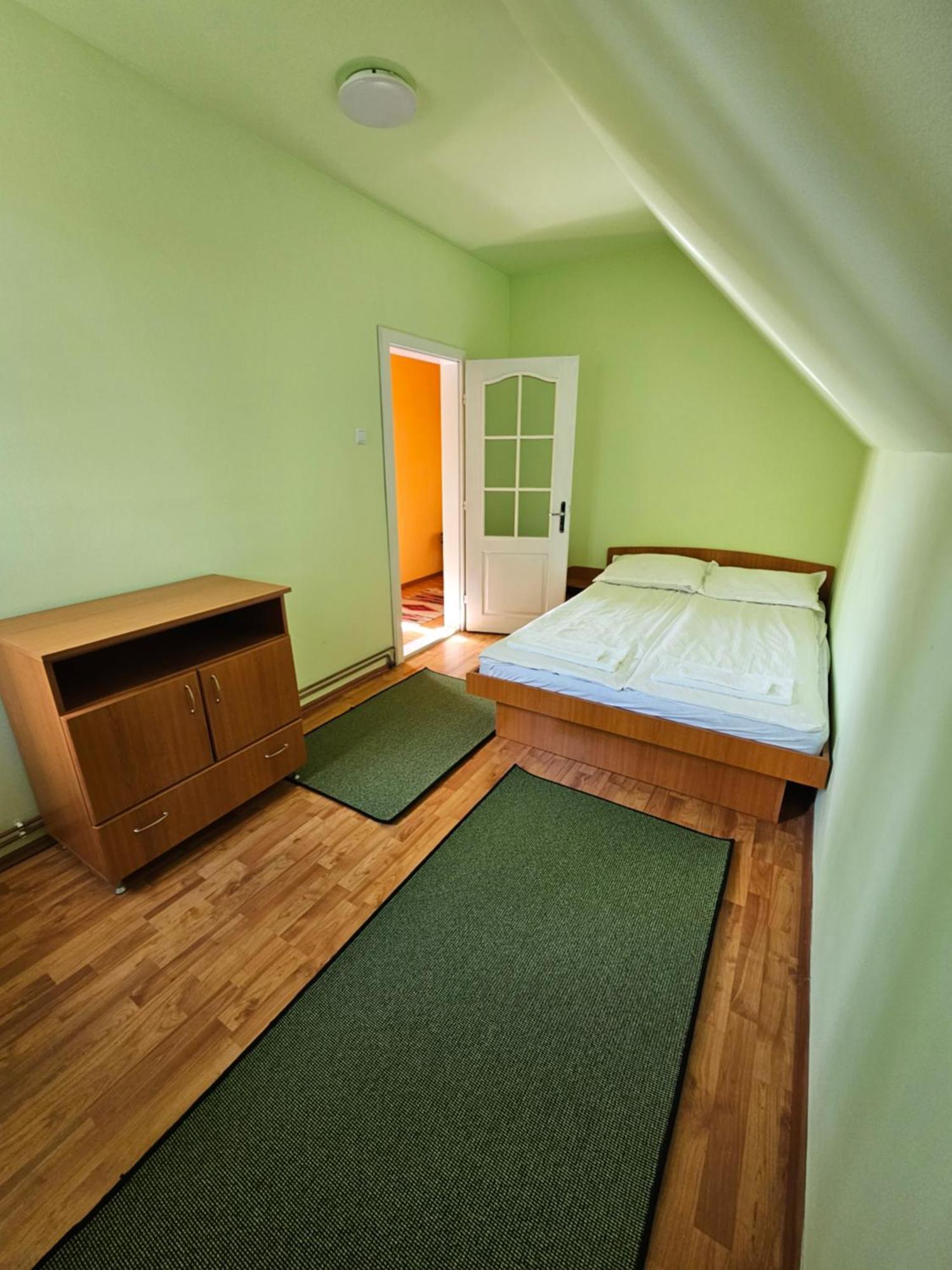 Fuzfa Apartman Joseni  Εξωτερικό φωτογραφία